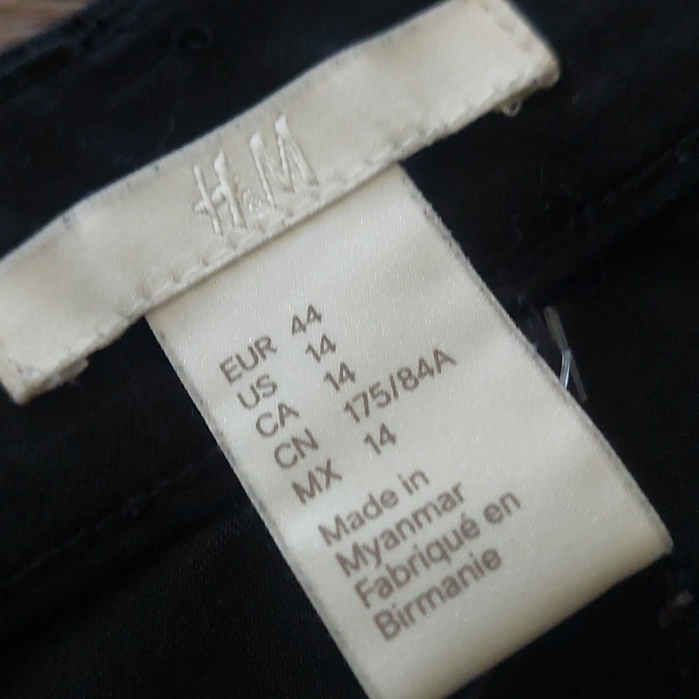 H&M pants - Picture 4 of 7